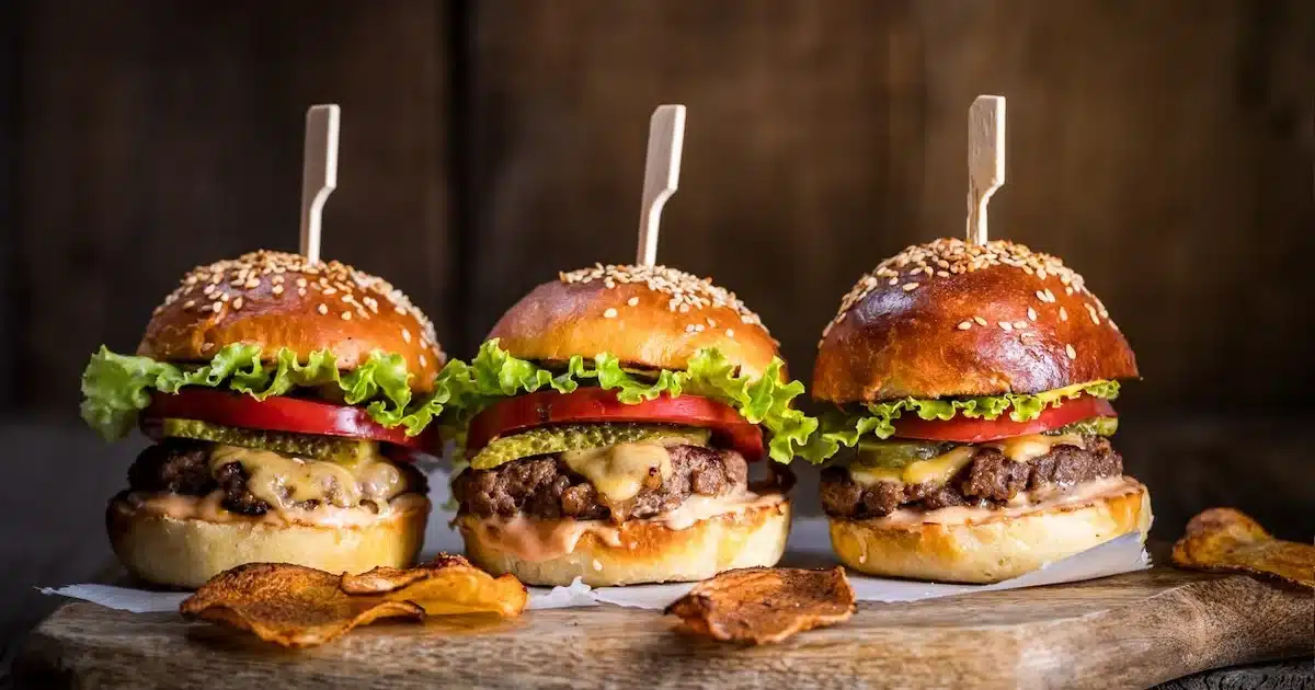 12 ikonische Fast-Food-Gerichte und Desserts zum Selbermachen für einen genussvollen Moment zu Hause