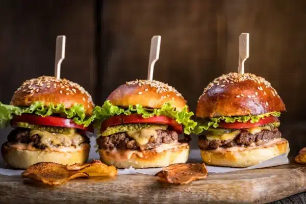 12 ikonische Fast-Food-Gerichte und Desserts zum Selbermachen für einen genussvollen Moment zu Hause