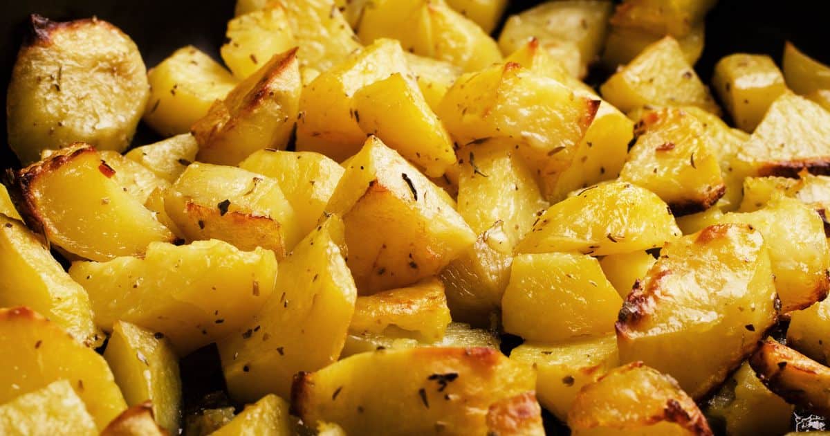 So bereiten Sie die besten Bratkartoffeln Ihres Lebens zu, wie beim Caterer